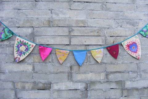 Amor Amelia bunting