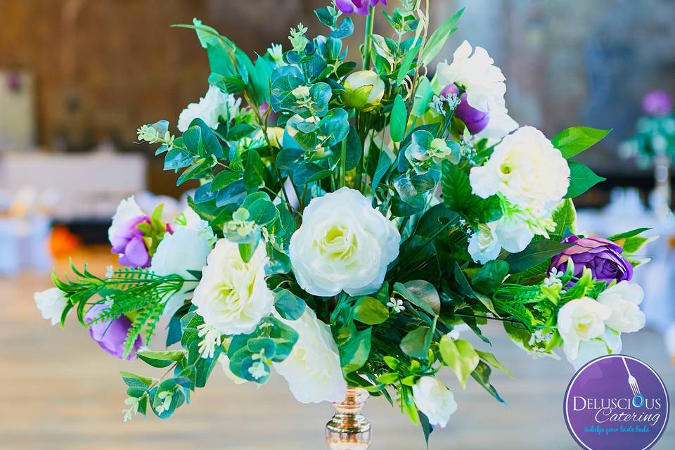 Floral centrepiece