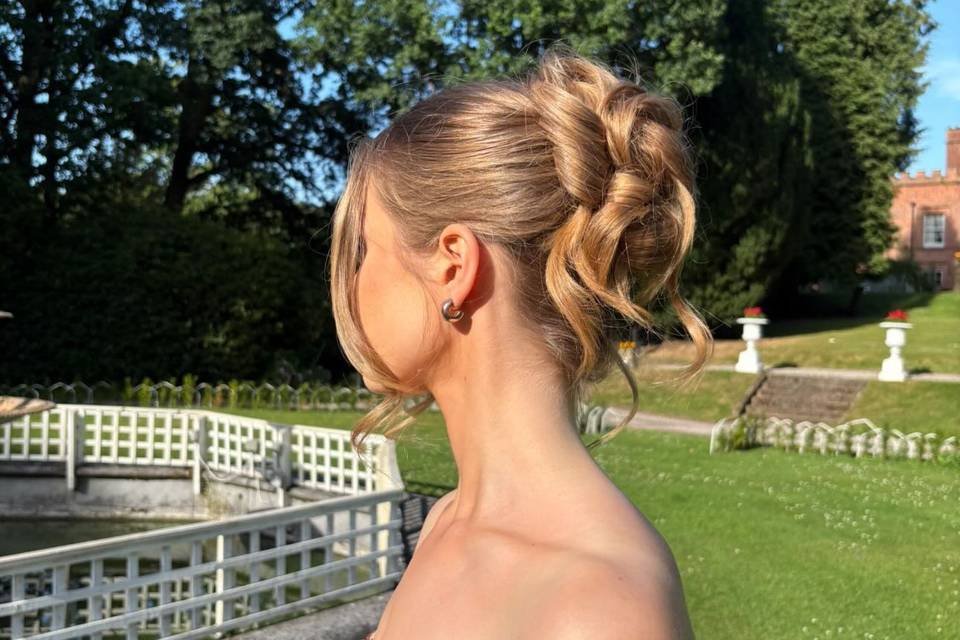 Prom hair