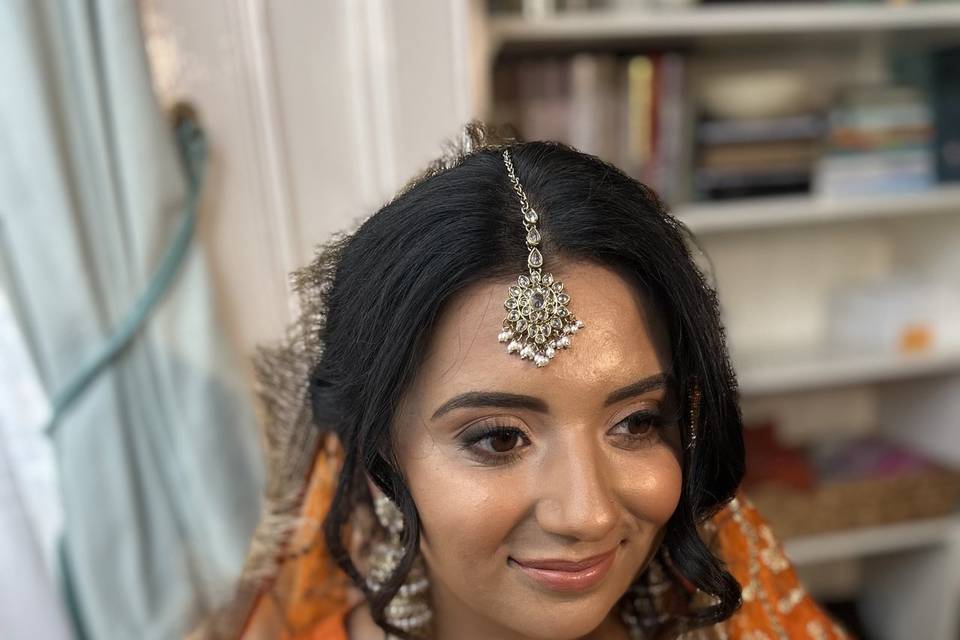 Bridal glam, hair and make up