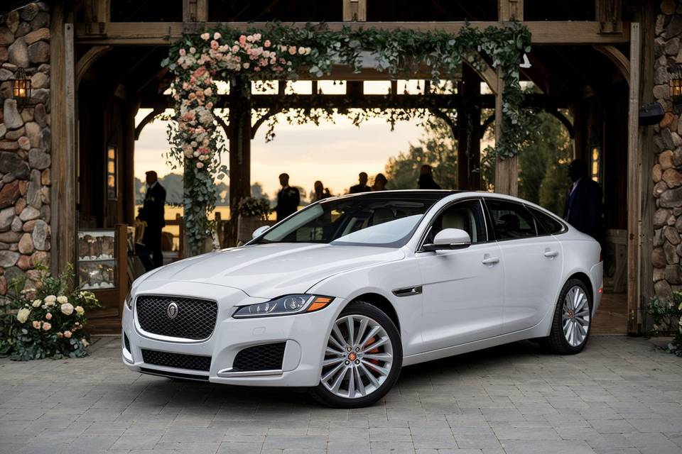 Jaguar XJ for your wedding day