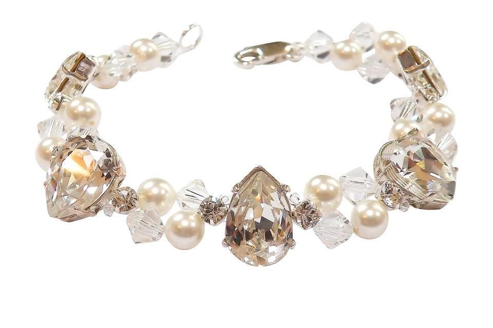 Pearl & Diamante Bracelet