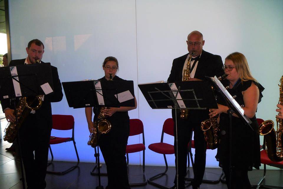 Tutbury Sax Playing at Repton