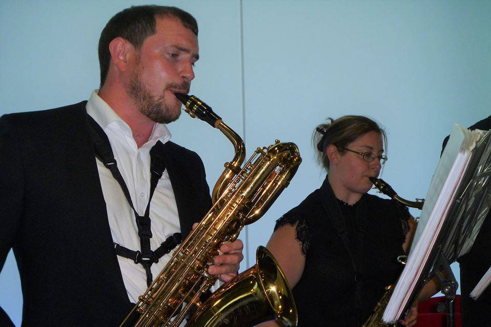 Tutbury Sax Playing at Repton