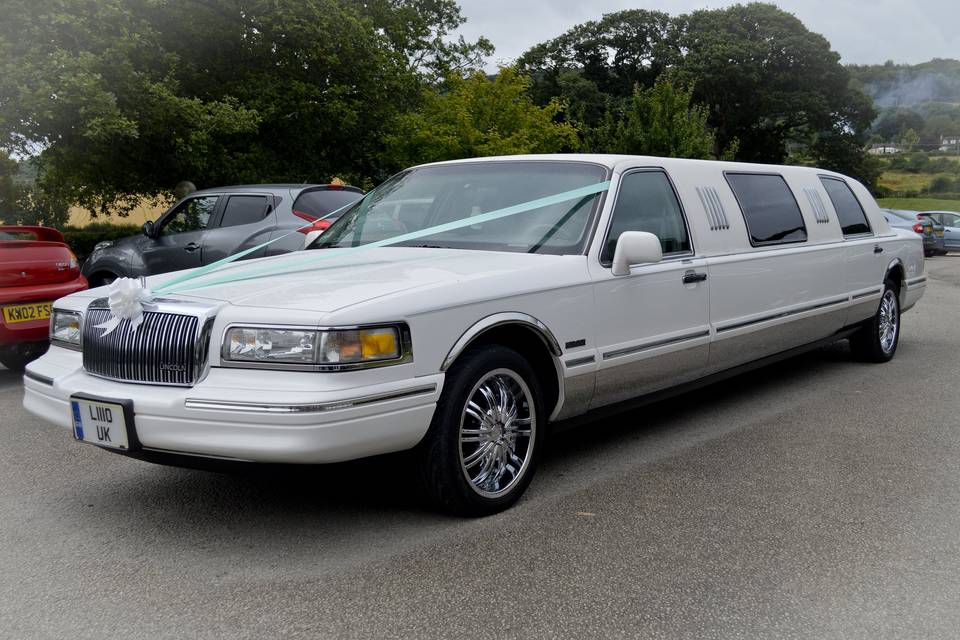 Go In Luxury Wedding Cars