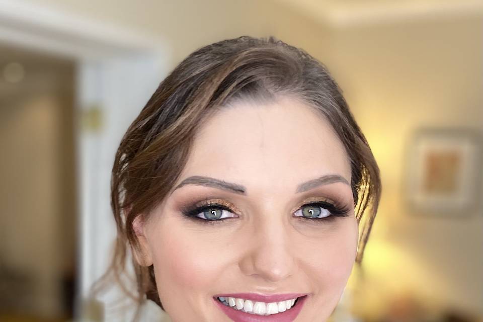 Bridesmaid makeup