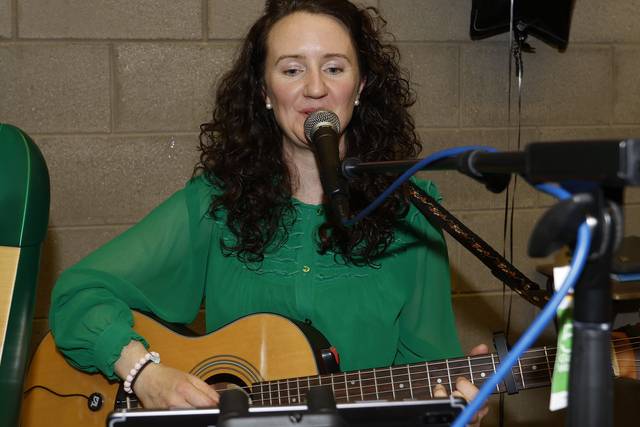 Singing & Guitar