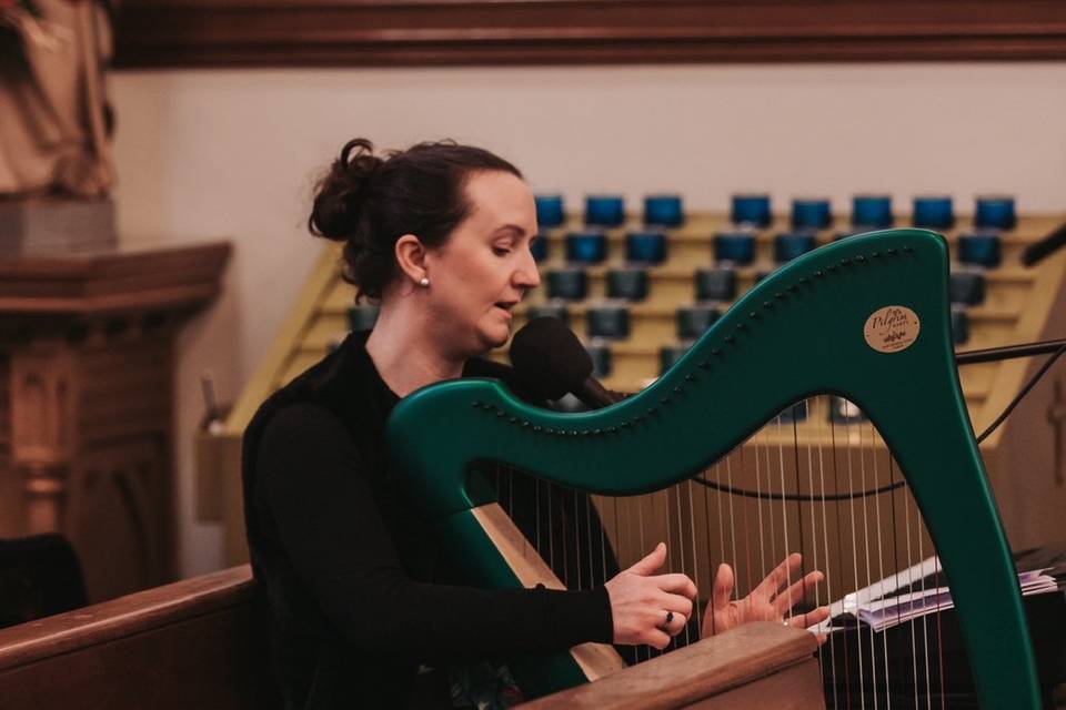 Singing & Harp