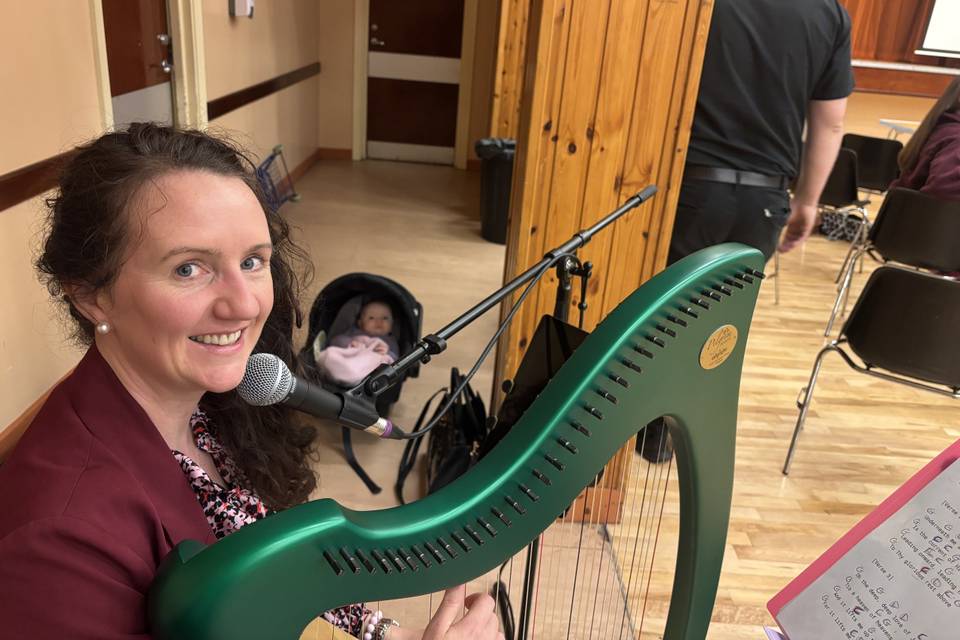 Singing & Harp