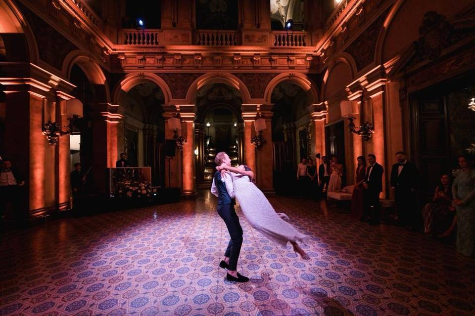 Wedding Dance Lift