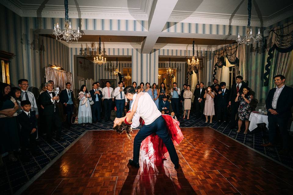 Wedding Dance Dip