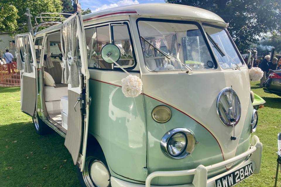 Matilda Volkswagen Weddings