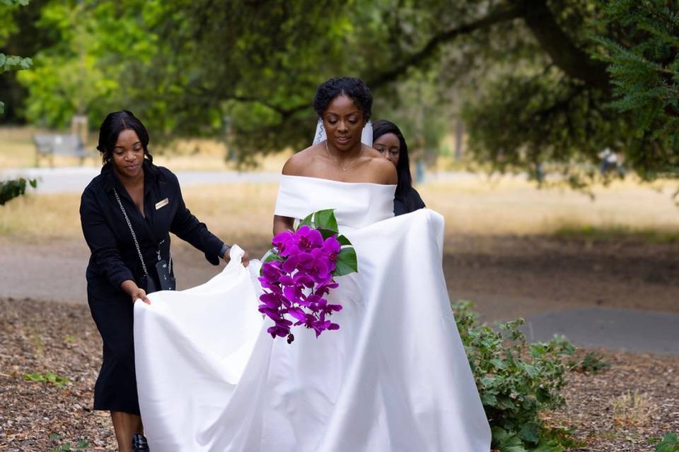 Bridal assistance