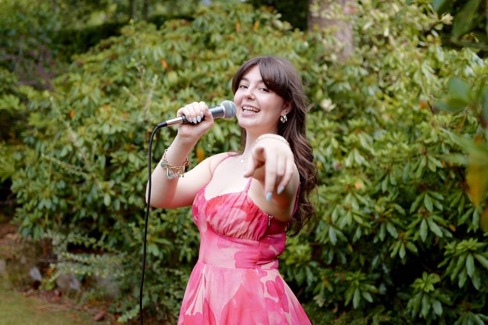 Katie Volkaerts Vocals