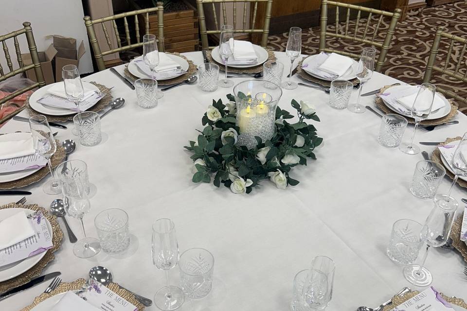 Table arrangement