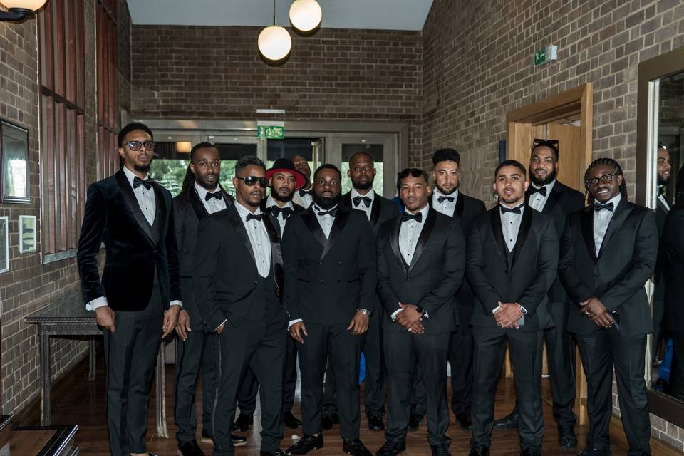 Groomsmen group shot