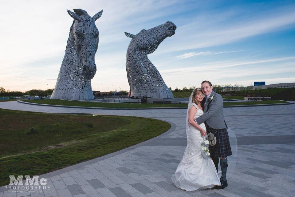 Wedding at the kelpies