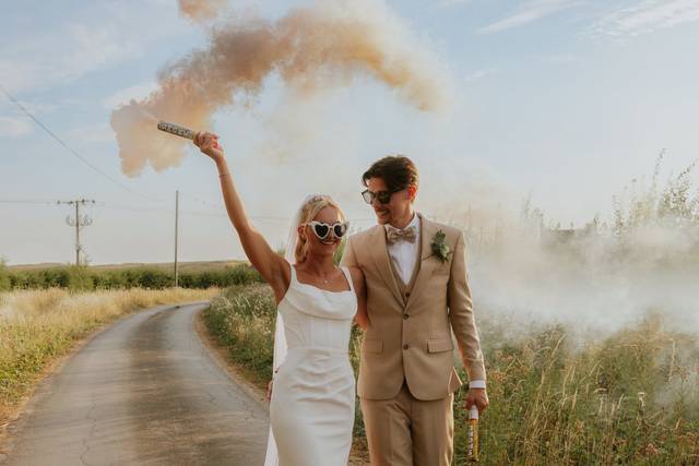 Smoke bomb magic