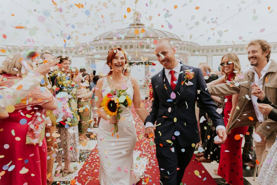 Confetti & bubble moments
