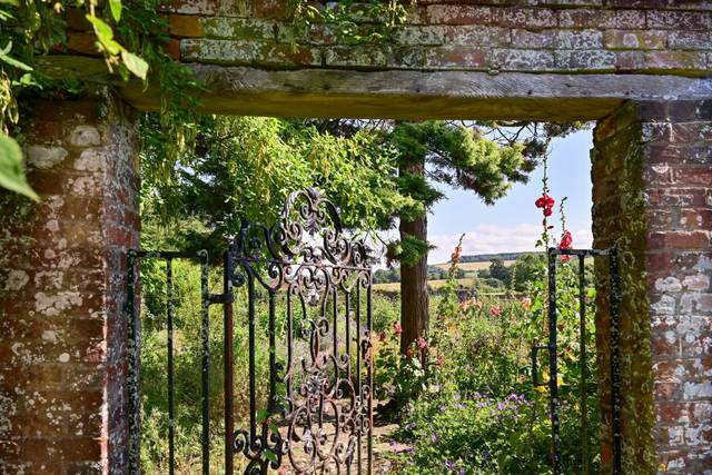 Hanford Gardens