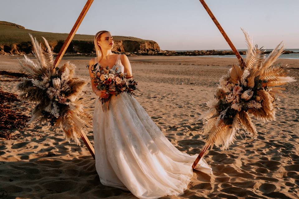 Mix of dried and fresh flowers