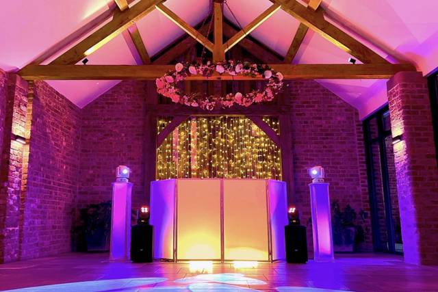 Thirsk Lodge DJ Hire Package - Wedding DJ