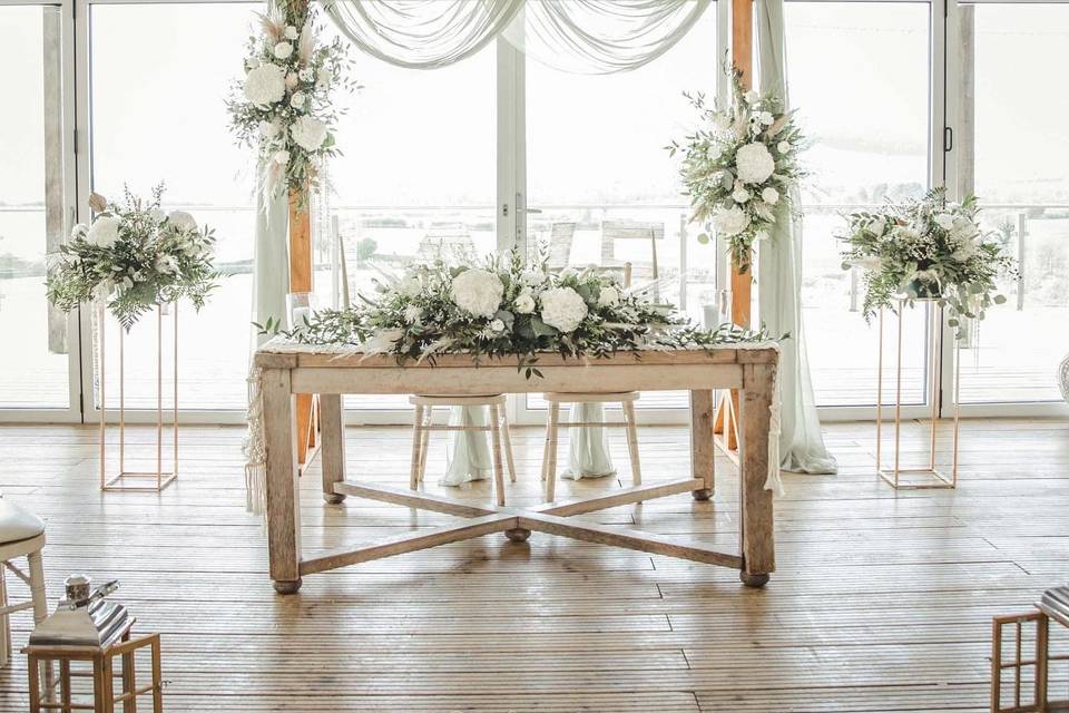 Backdrop and table decor