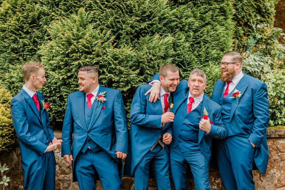 Tom & His Groomsmen