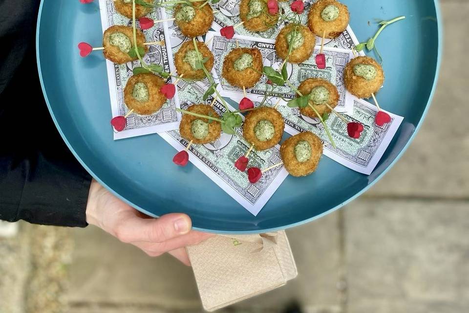 Canape Sweetcorn Jungle Cake