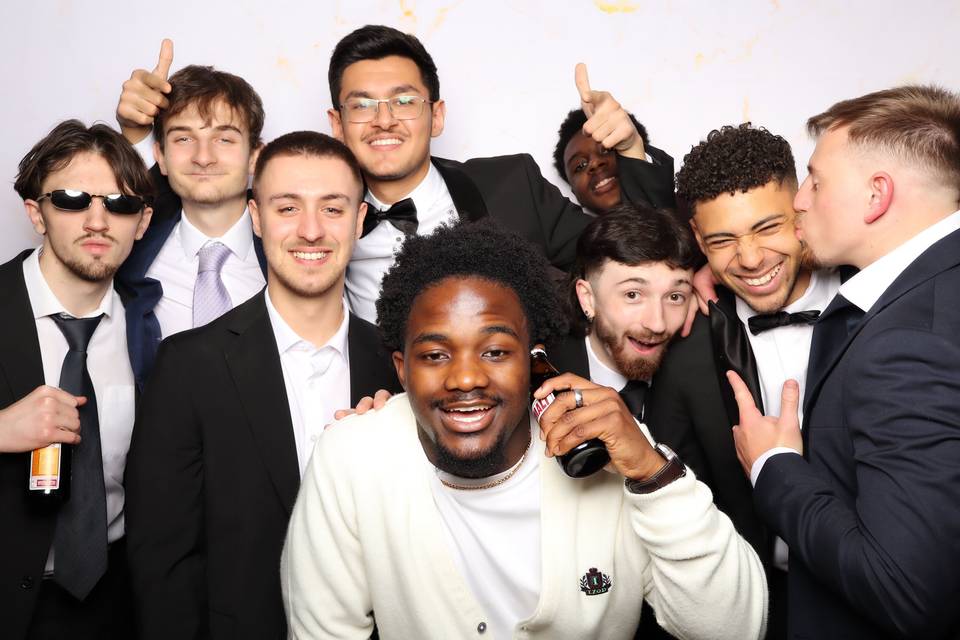 Photo booth for groups