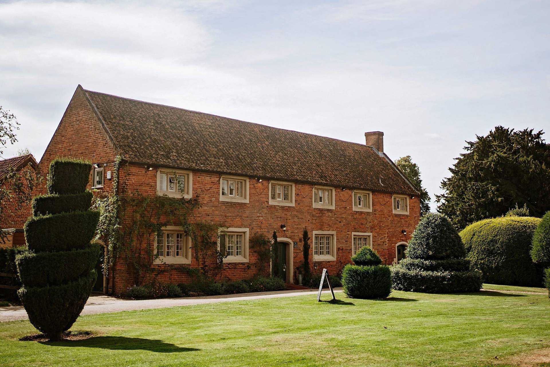 Doddington Hall Lincoln, Lincolnshire - Updated prices | hitched.co.uk