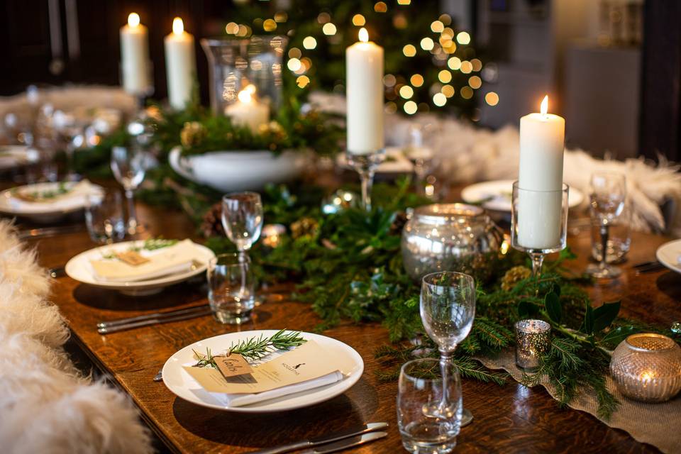 Winter table scape