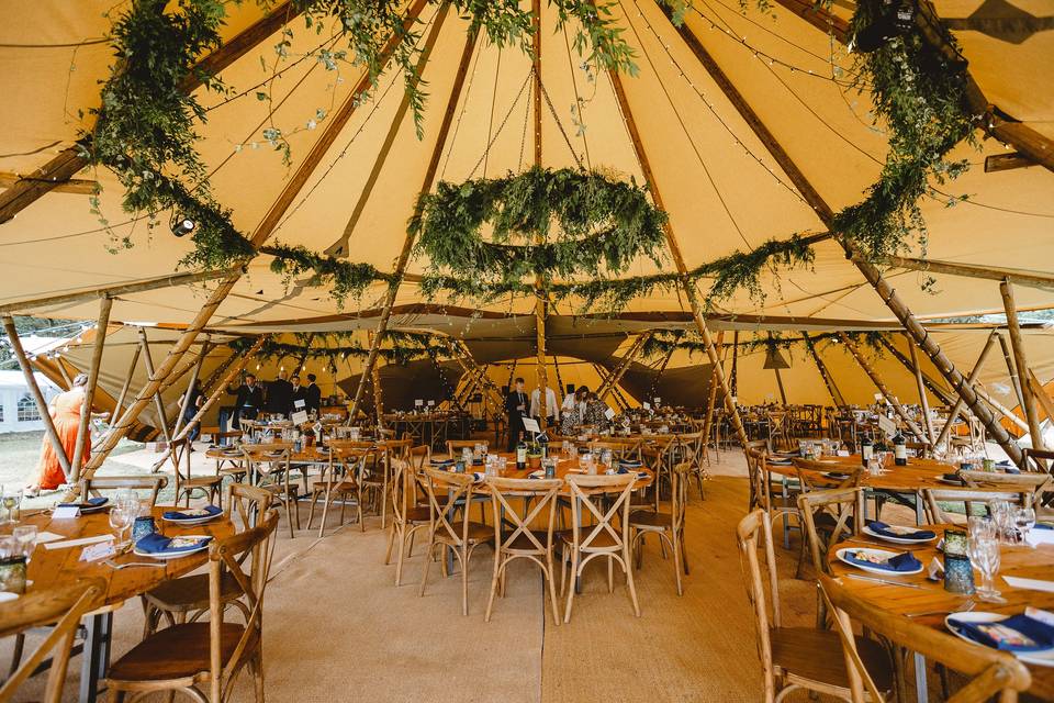 Tipi Wedding - Blue Sky Tipis