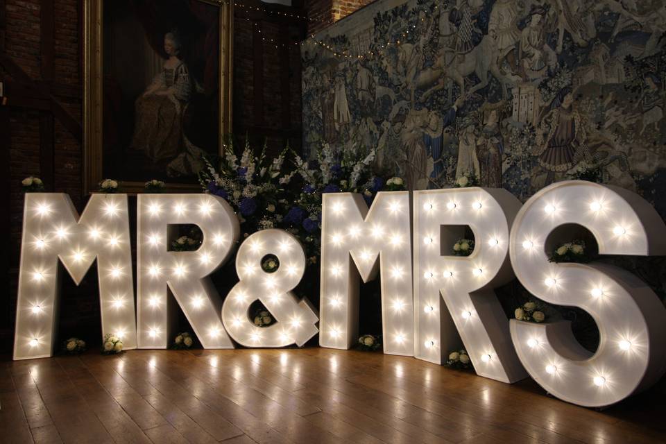 MR&MRS Light Up Letters