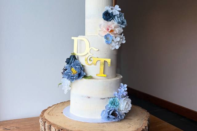 Blue wedding cake