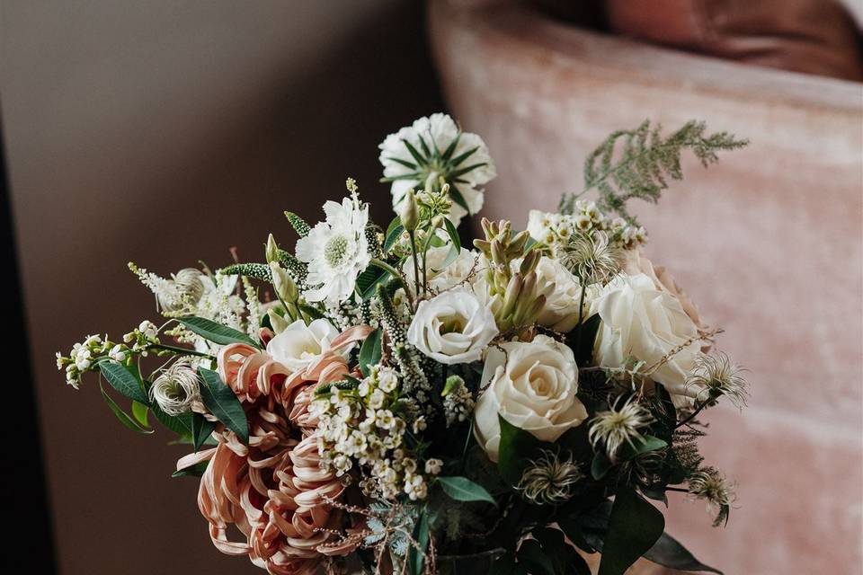Latte Nova Signature Vase