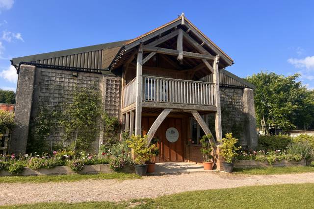 Vine View Barn