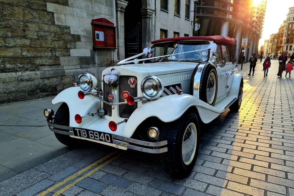 Vintage Wedding Car Hire