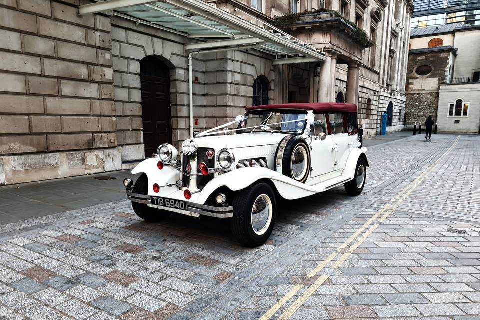 Vintage Wedding Car Hire