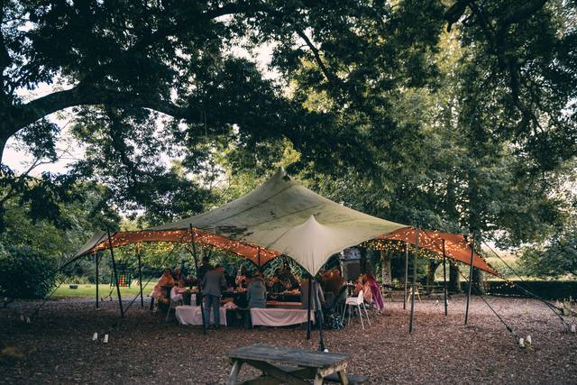 BBQ Stretch tent