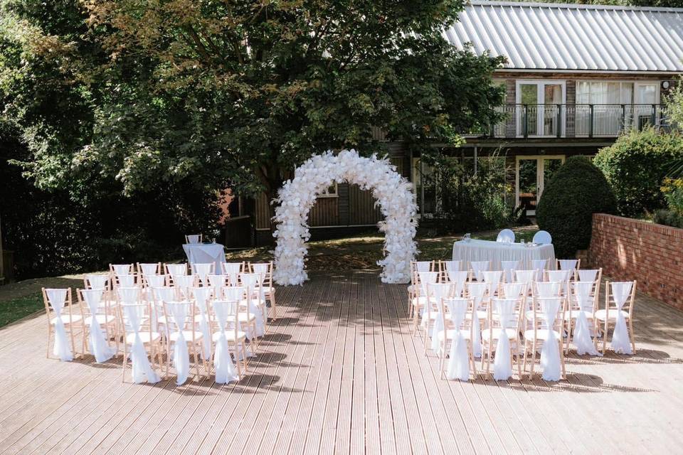 Our gorgeous arches and chairs