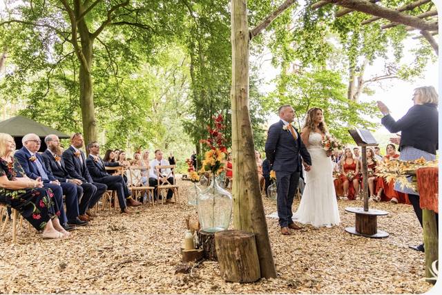 Forest Lodge Weddings