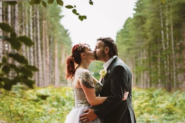 Forest Lodge Weddings