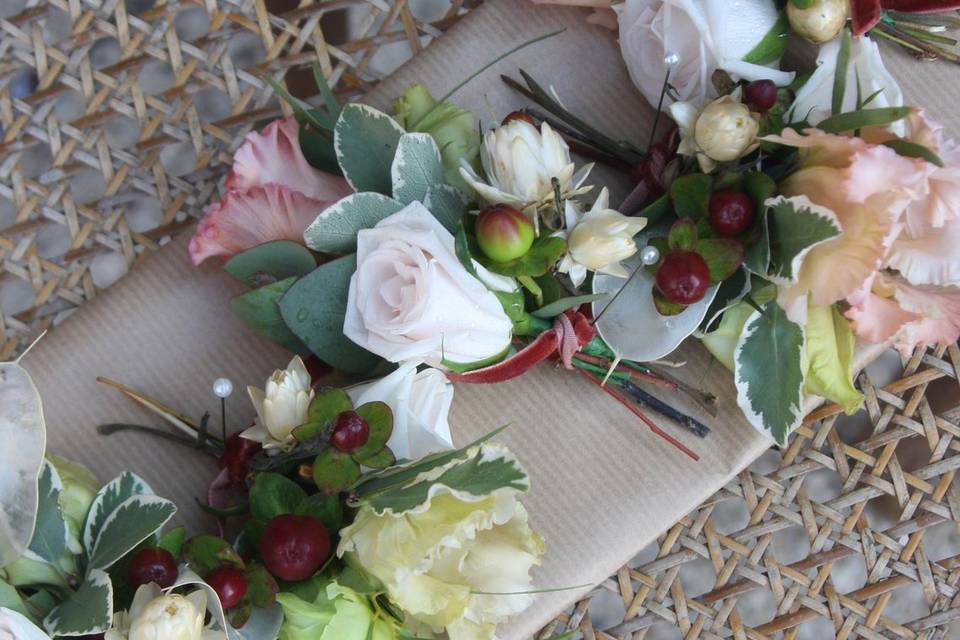 Mixed buttonholes