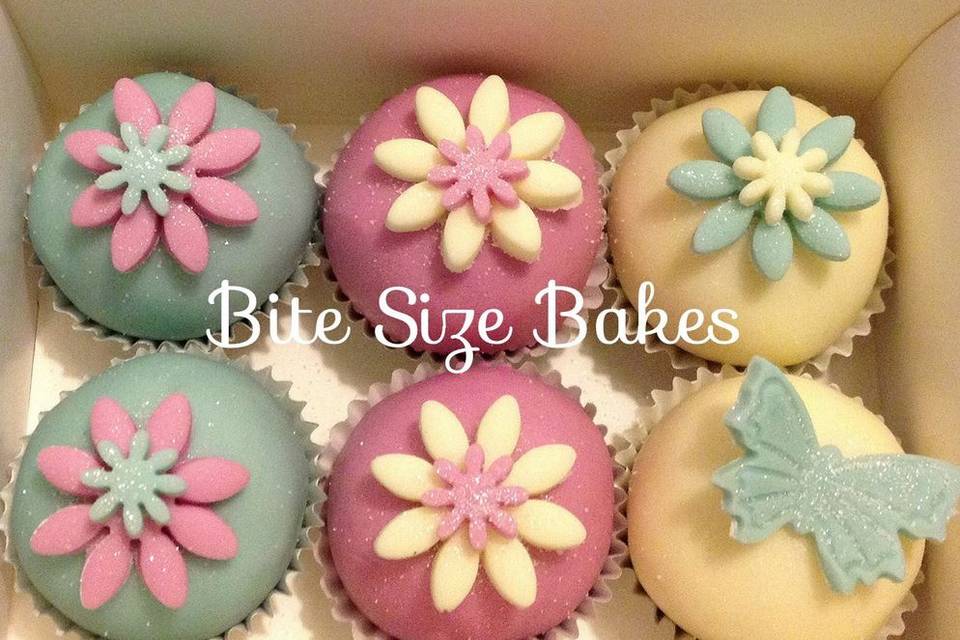 Bite Size Cakes