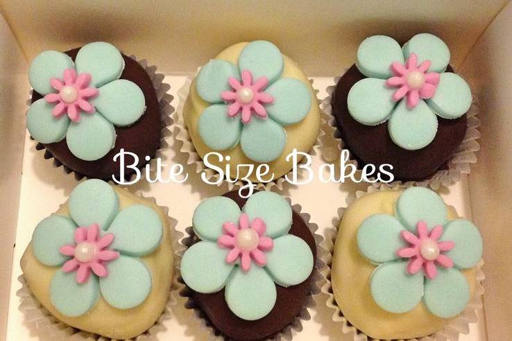 Bite Size Cakes