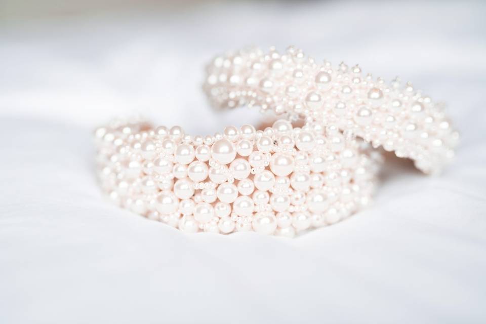 Our beautiful Pearl Hairband