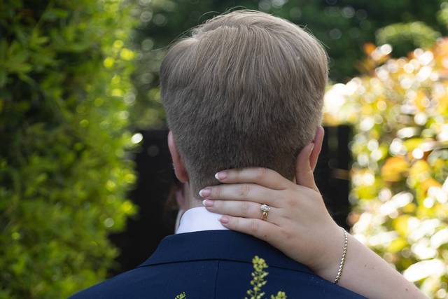 Touching details