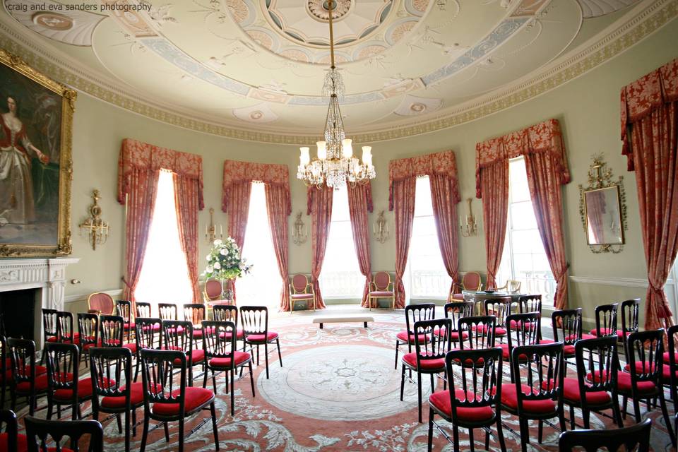 Round drawing room