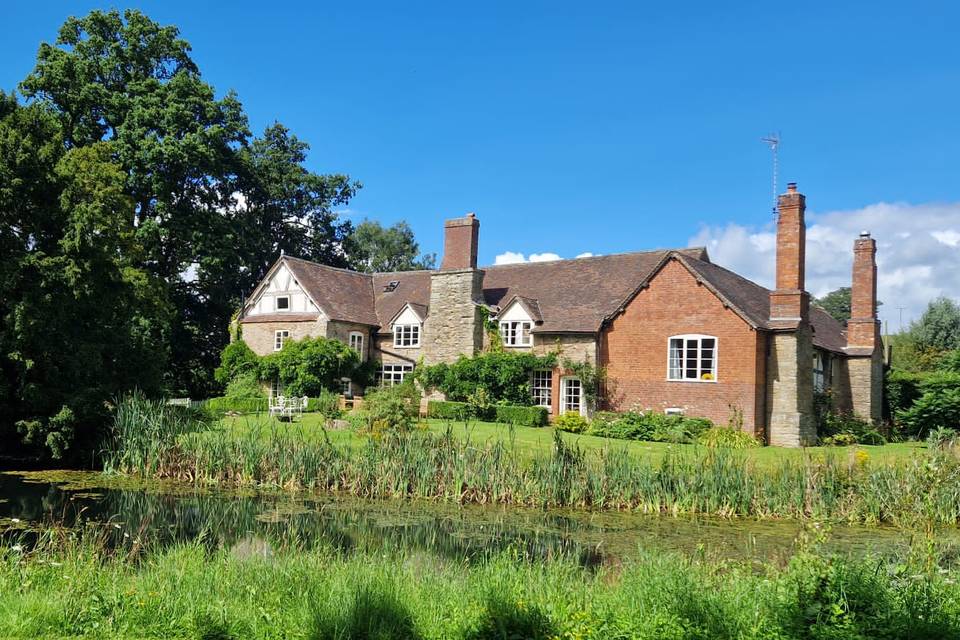 Seed Farmhouse from the moat